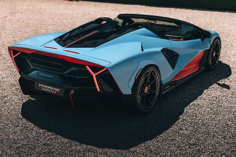 Lambo_Feno_Roadster_3 (1)